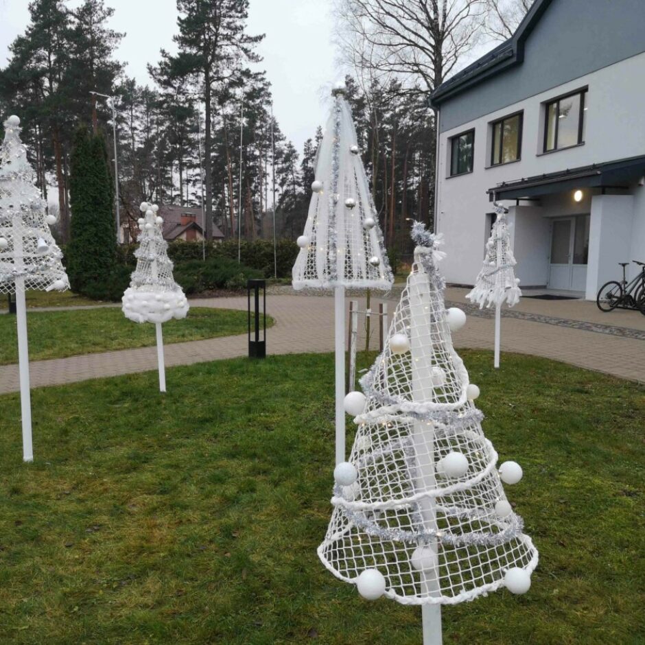 Ziemassvētku noformējums skolā