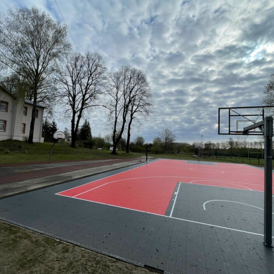 basketbola laukums pie mūzikas skolas