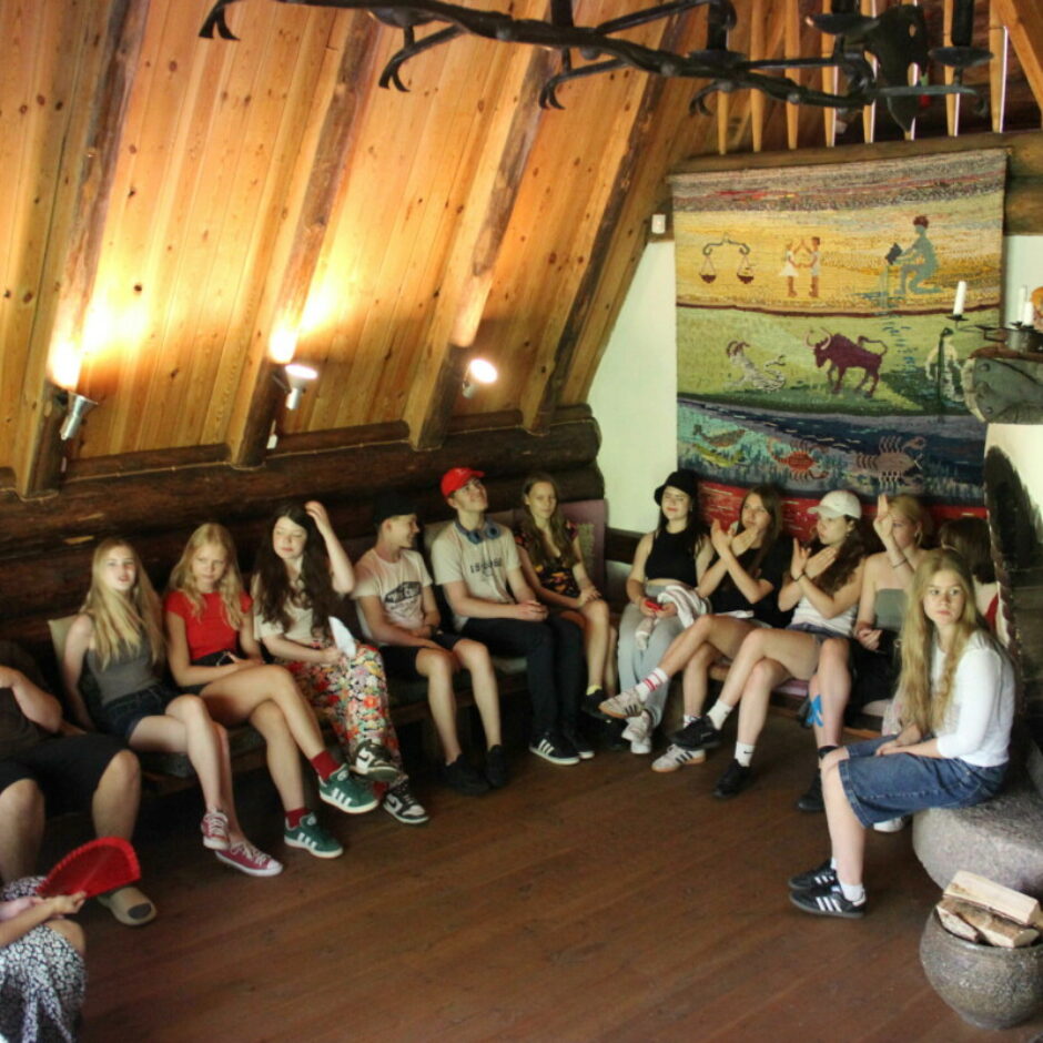 9.b klase I.Ziedoņa muzejā