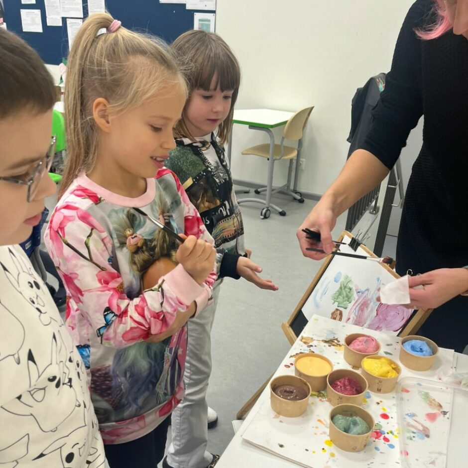 Saldējums mākslas telpā. Laikmetīgā māksla