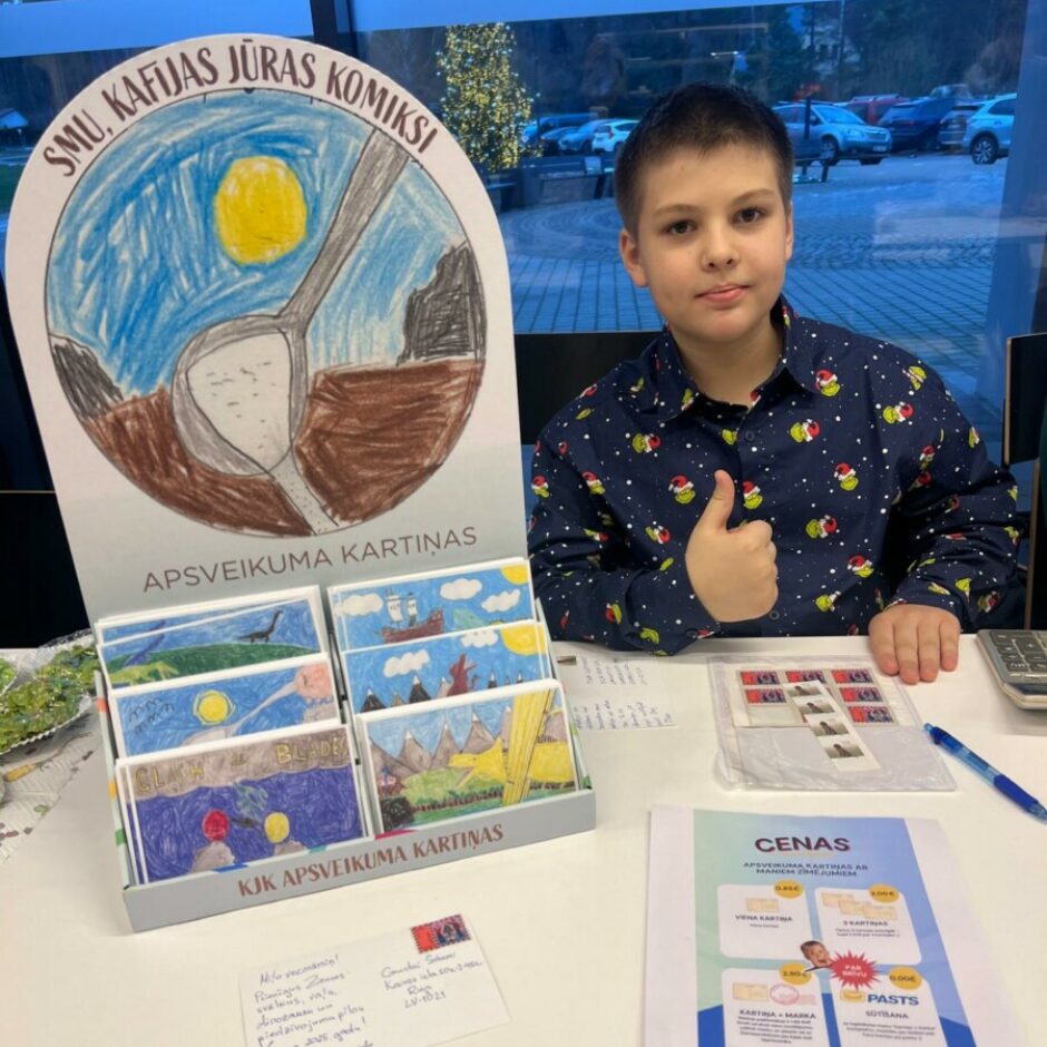 Ziemassvētku tirdziņa dalībnieki