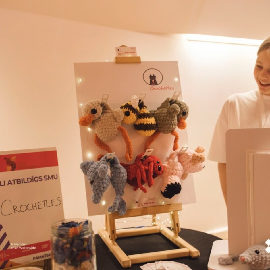 SMU Crochetles (Maija Frickausa un Lorenta Kleinberga 5.b