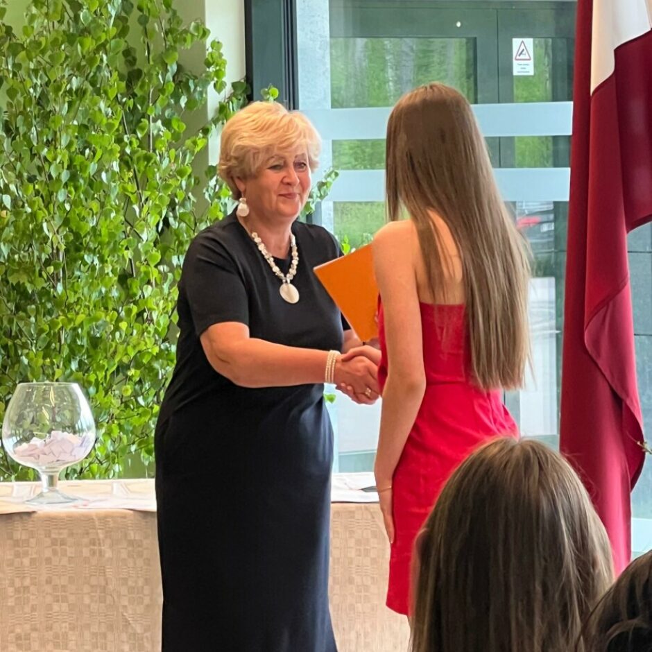 “ Starpnovadu, valsts, starptautisko olimpiāžu un konkursu uzvarētāju godināšanas pasākums”