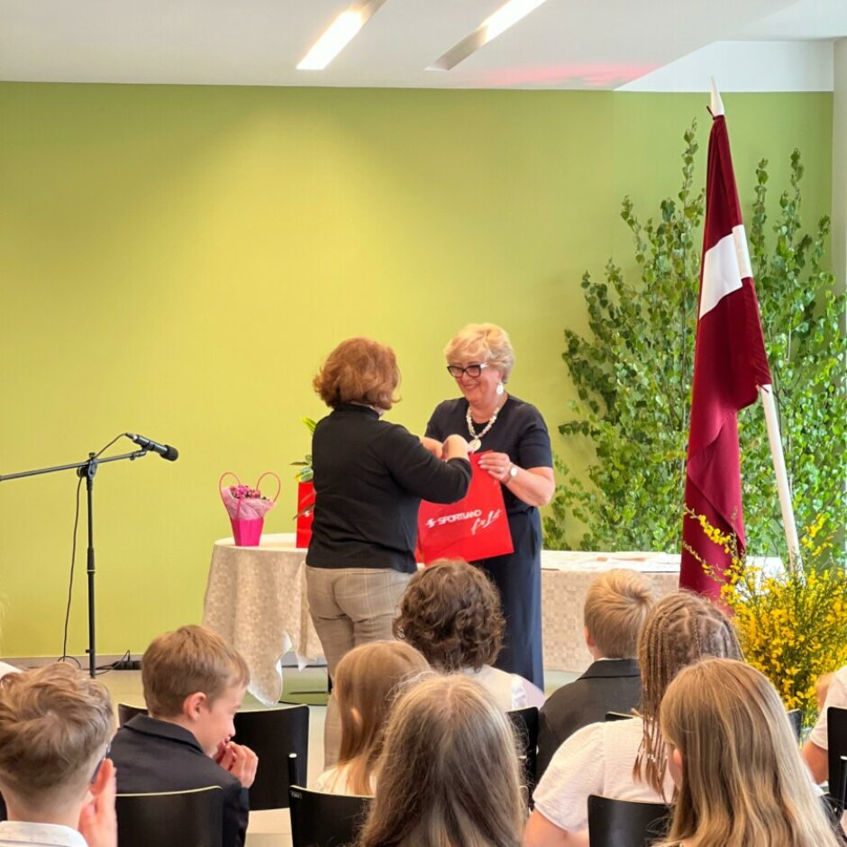 “ Starpnovadu, valsts, starptautisko olimpiāžu un konkursu uzvarētāju godināšanas pasākums”