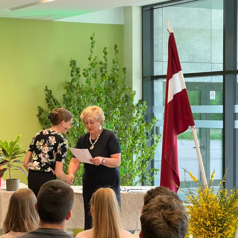 “ Starpnovadu, valsts, starptautisko olimpiāžu un konkursu uzvarētāju godināšanas pasākums”