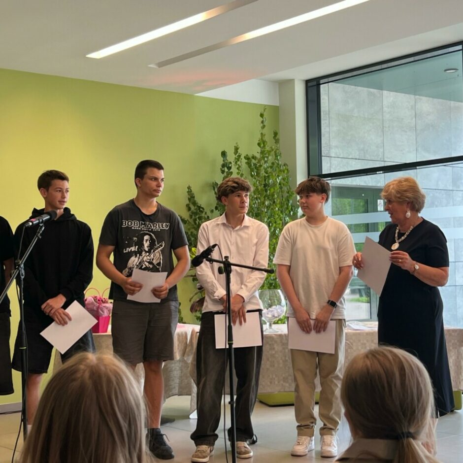 “ Starpnovadu, valsts, starptautisko olimpiāžu un konkursu uzvarētāju godināšanas pasākums”