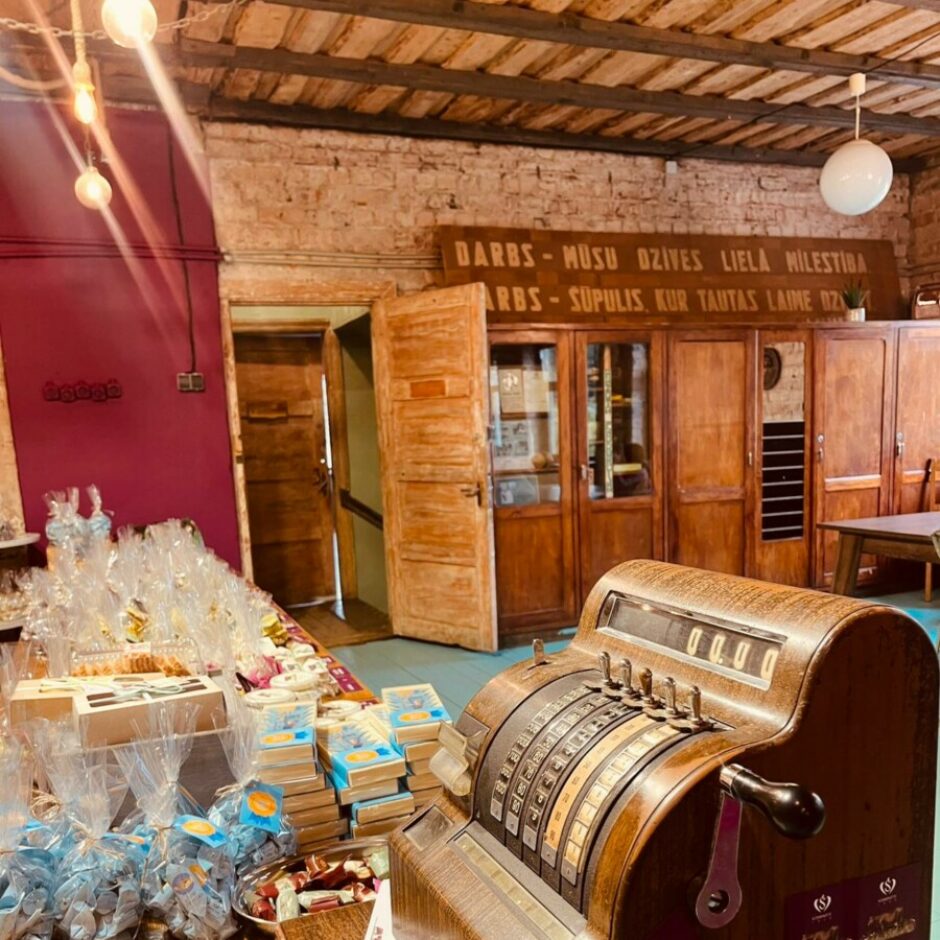 2.b un 2.d iepazīst “Skrīveru gotiņu”