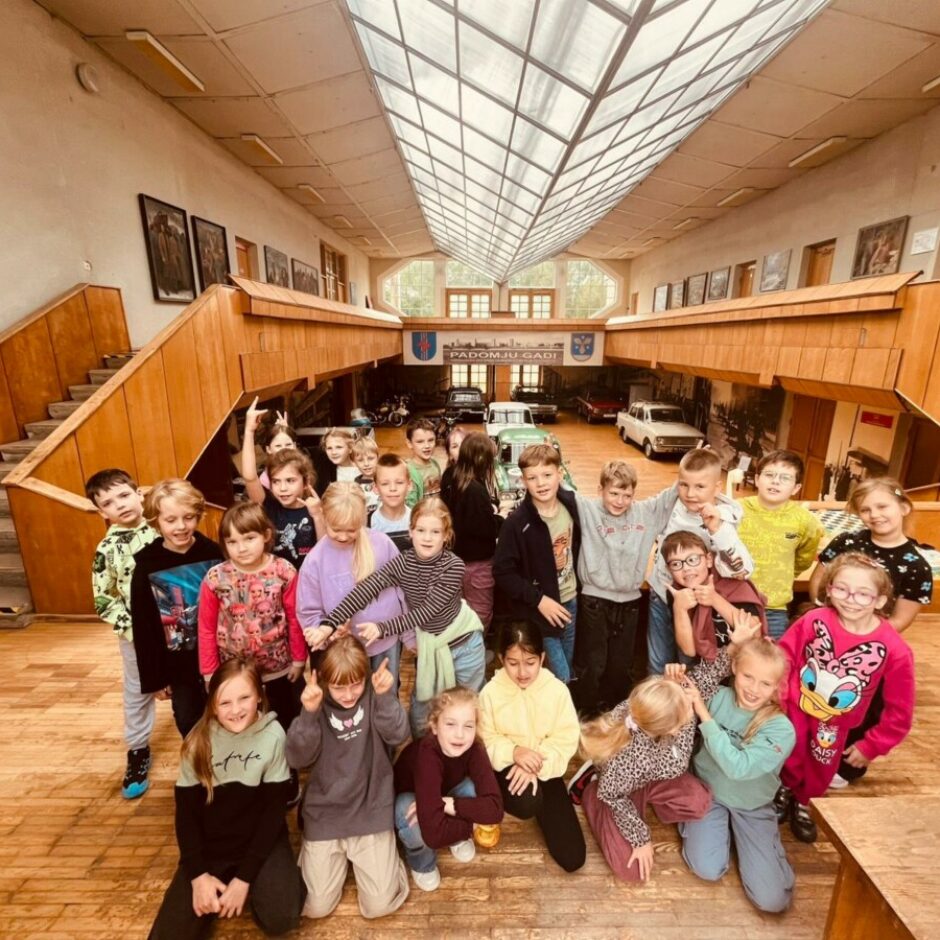 2.b un 2.d iepazīst “Skrīveru gotiņu”