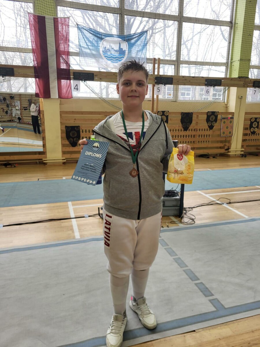 Markuss Mauliņš ar 3.vietas medaļu