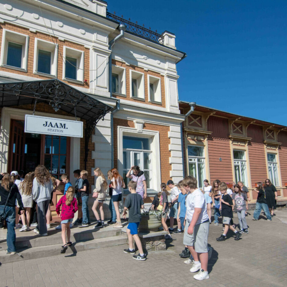 Projekta dalībnieiki ekskursijā