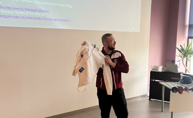 paukošanās trenera profesija