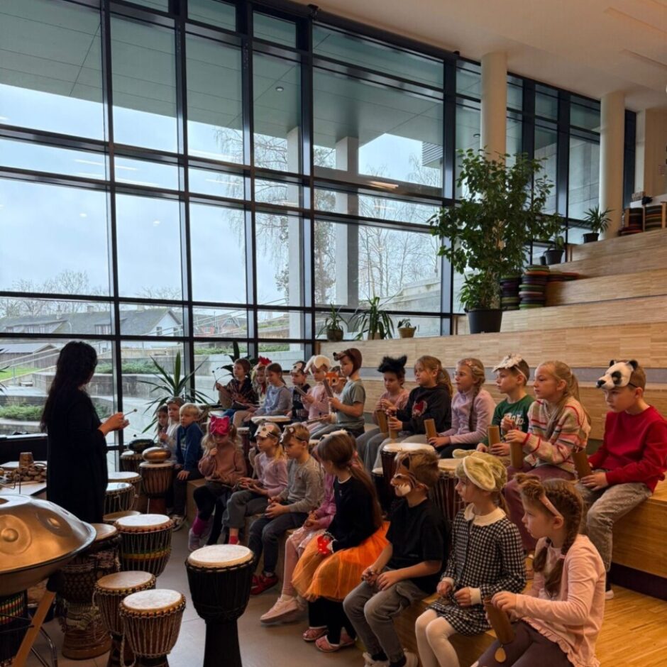 Nila Īles mūzikas studija