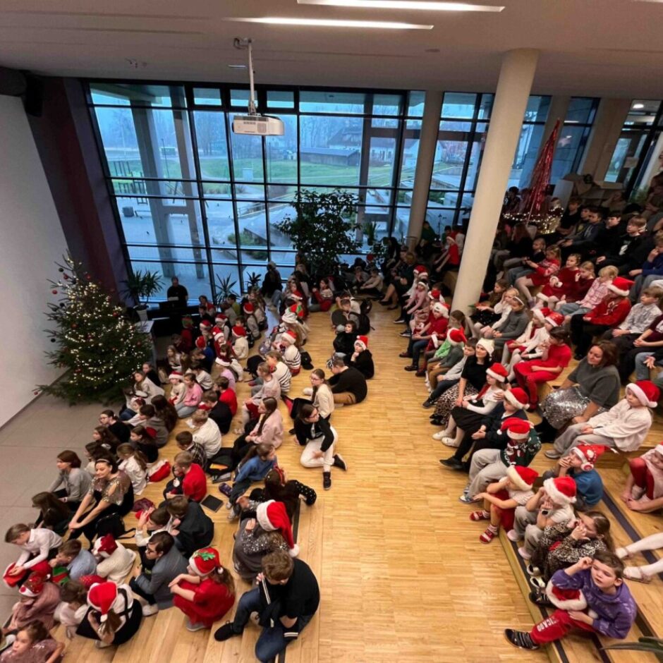 Lustīgākais Ziemassvētku koncerts Berģu skolā!