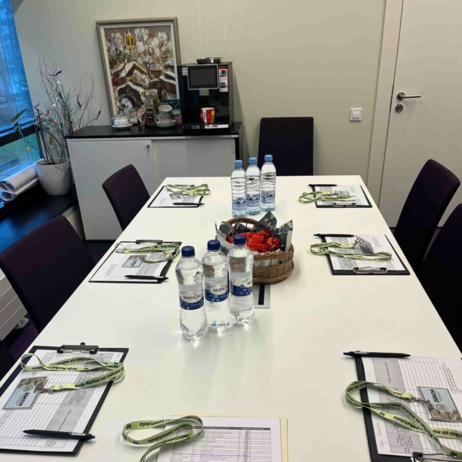 žūrījas darba vieta