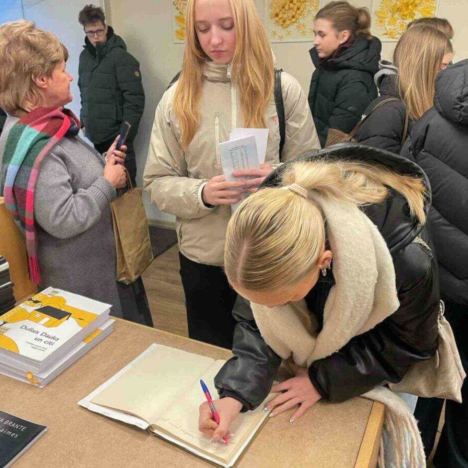 Latvijas Neredzīgo bibliotēkā Rīgā