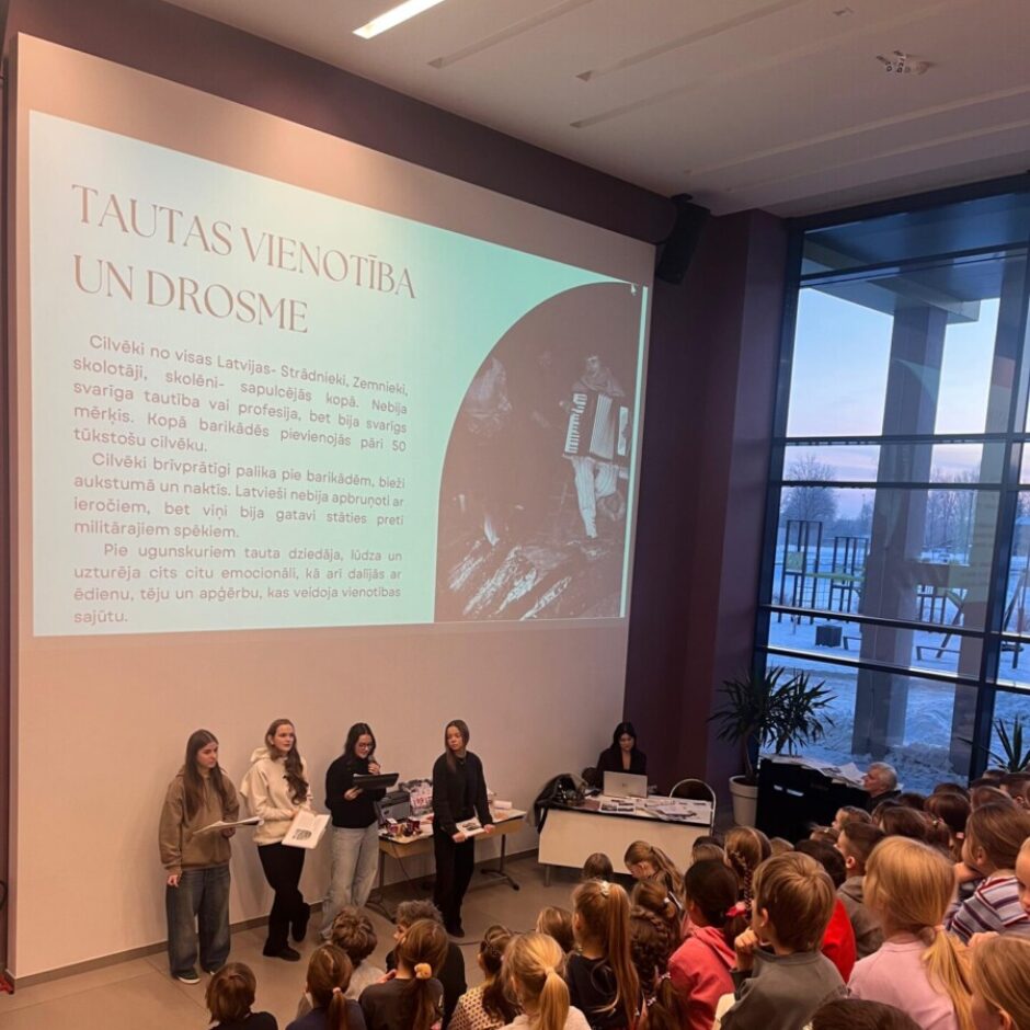 Barikāžu atceres diena Berģu skolā 