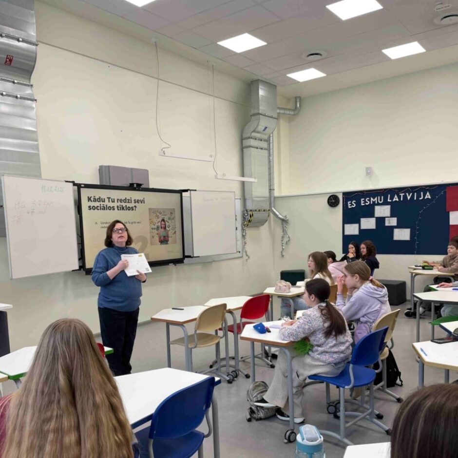 “Kā izdzīvot sociālajos tīklos?”