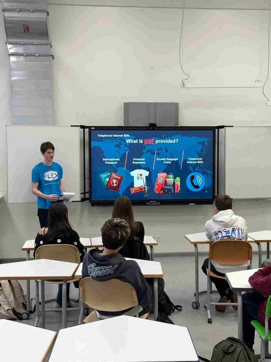 Ģ.Klieders stāsta par skolēnu apmaiņas programmu FLEX un savu pieredzi tajā