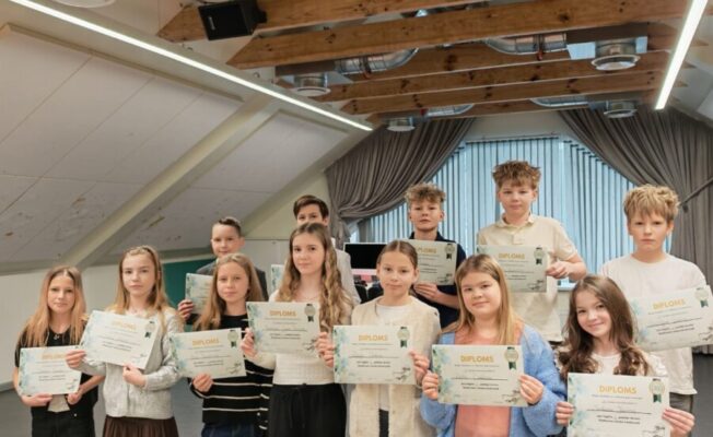 Skatuves runas konkurss pamatskolas skolēniem