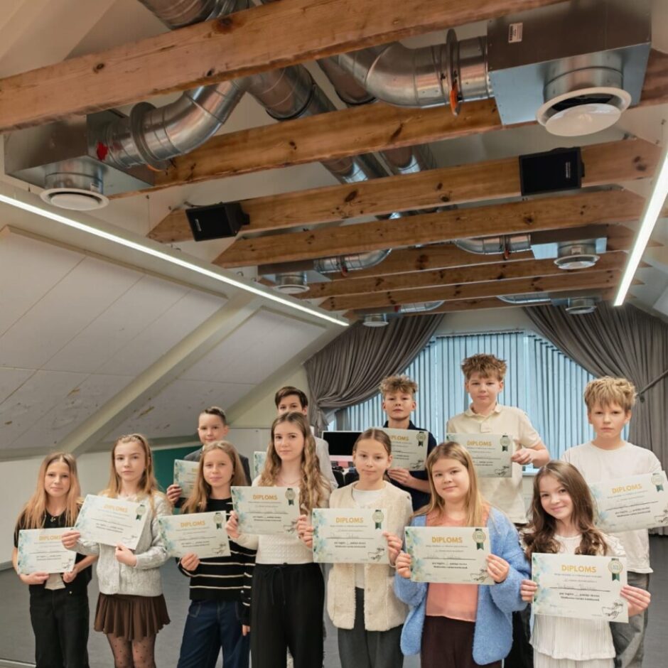 Skatuves runas konkurss pamatskolas skolēniem