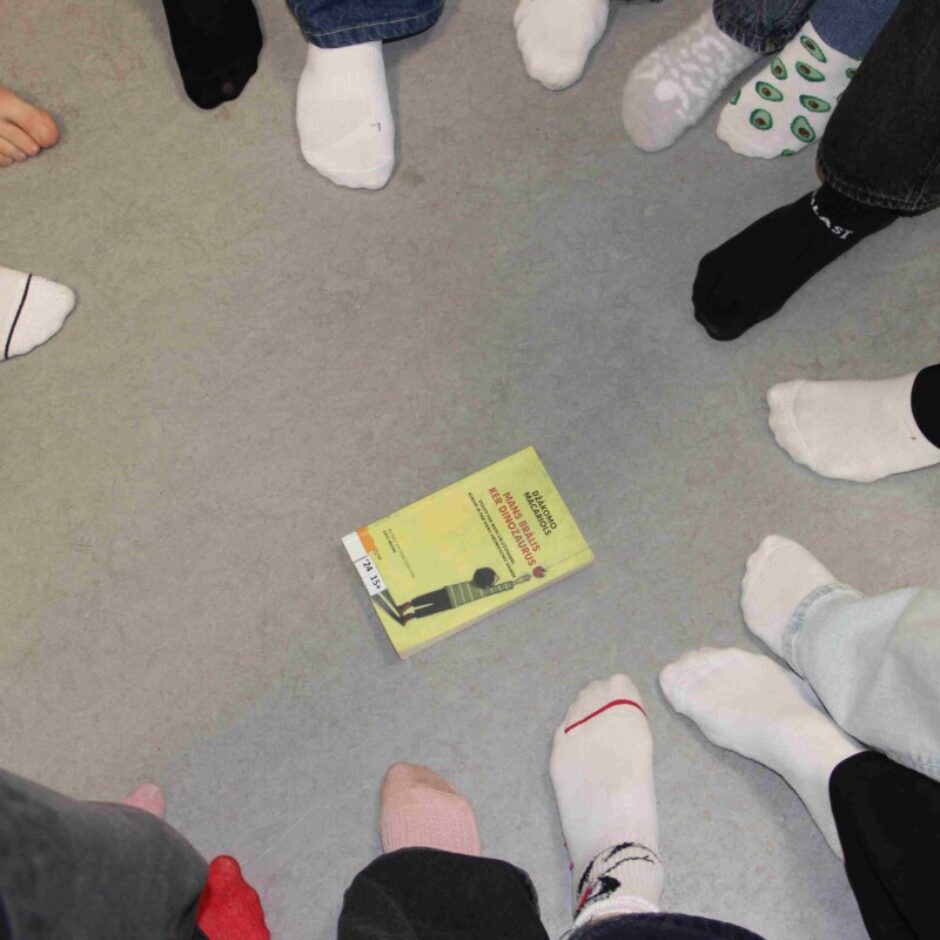 dažādās zeķes - simbolika Dauna sindroma dienai