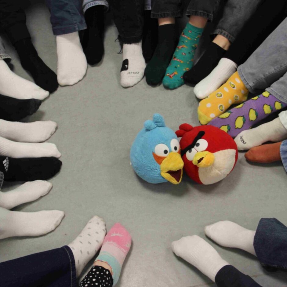 dažādās zeķes - simbolika Dauna sindroma dienai