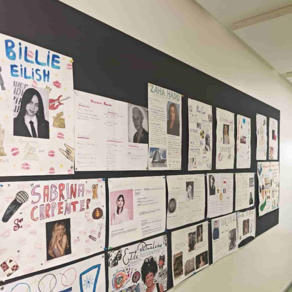 Sieviešu dienai veltīta radošo darbu izstāde skolas telpās