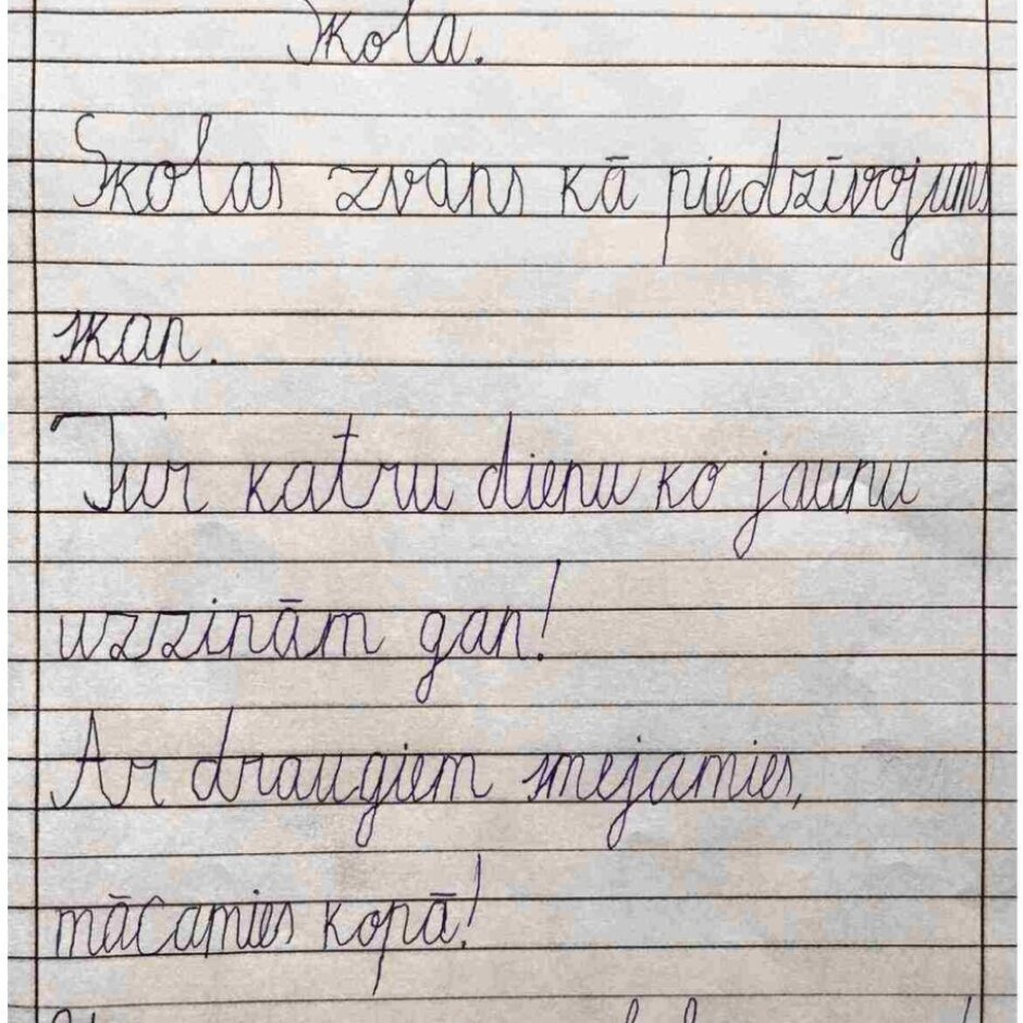 Rokraksta teksts uz līnijpapīra ar virsrakstu 