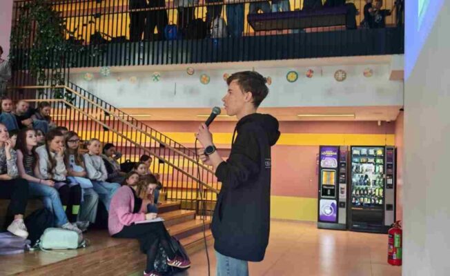 TV3 laika ziņu moderators Martins Bergšteins